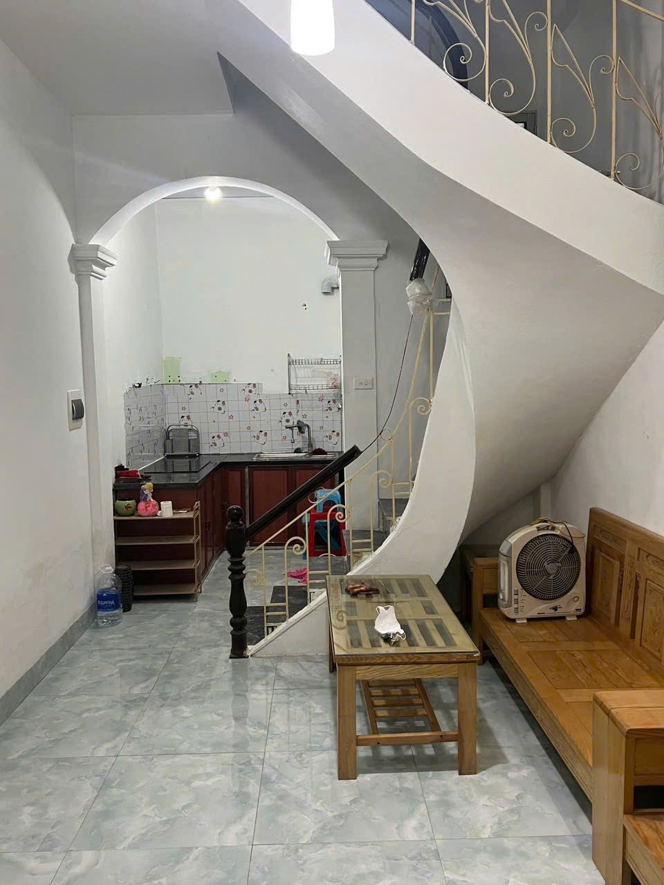 Cho thuê nhà ngõ Giếng Mứt, 3.5 tầng x 32m2, 2 ngủ, 8 Triệu ở gia đình, nhóm ngoan - Ảnh 4